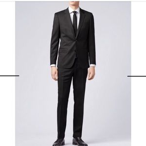 Brand New Slim-fit Hugo Boss 40R & 40S Suit Jacket